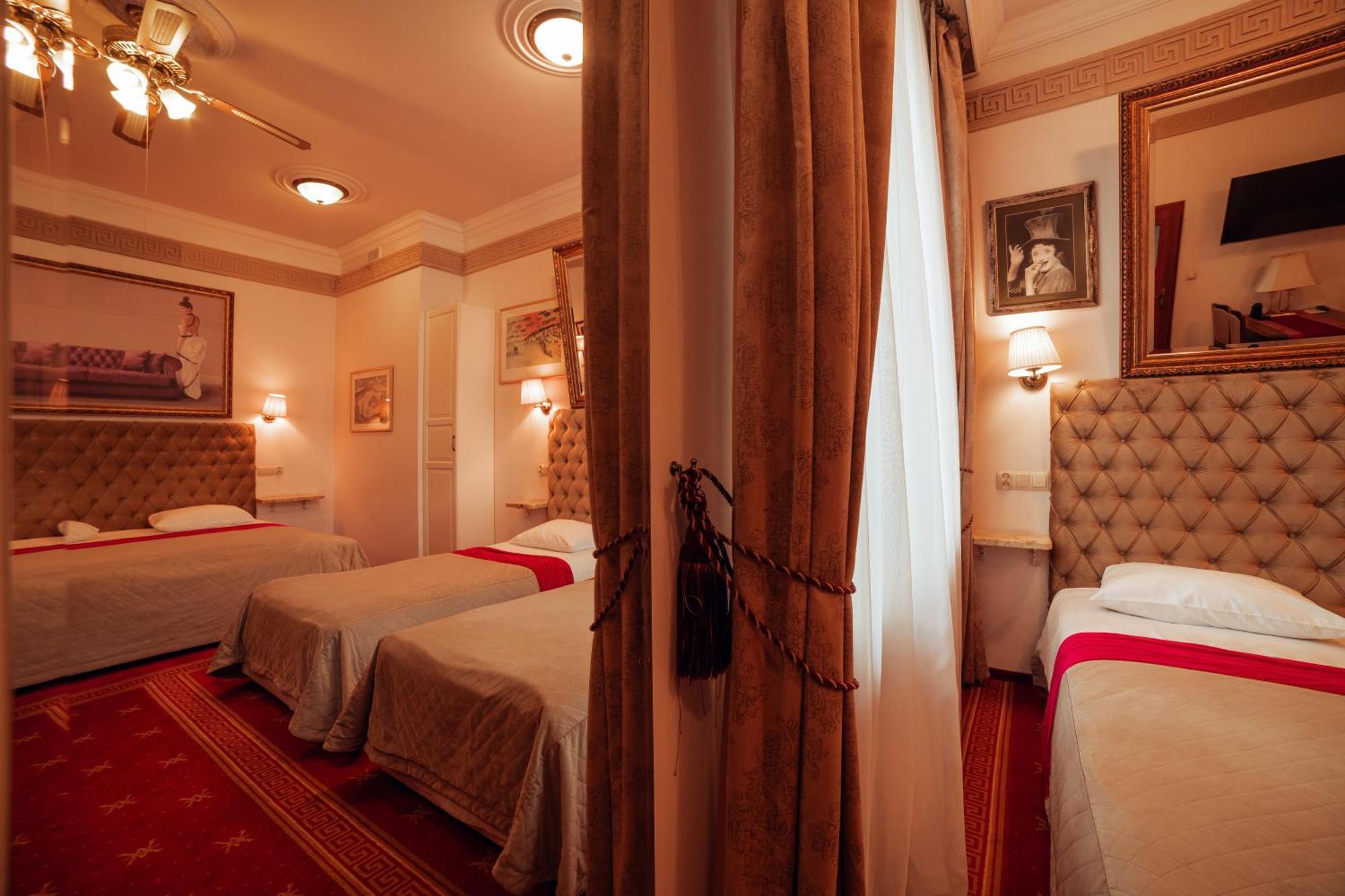 Hotel Ambasada Boleslawiec Болеславец Экстерьер фото